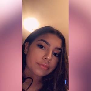 Meet your Posher, Brittney